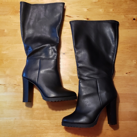 Lane Bryant Boots - Picture 4 of 14